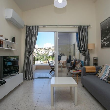 The Marilouize Apartment Peja Zewnętrze zdjęcie