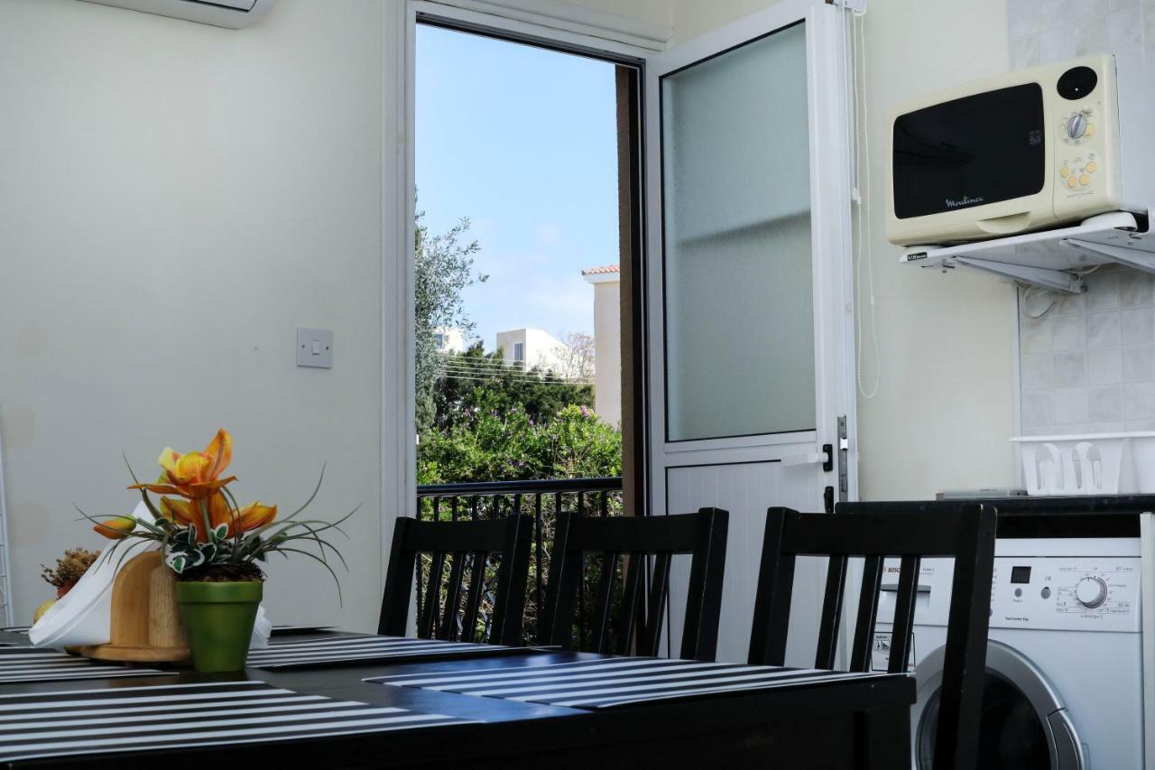 The Marilouize Apartment Peja Zewnętrze zdjęcie
