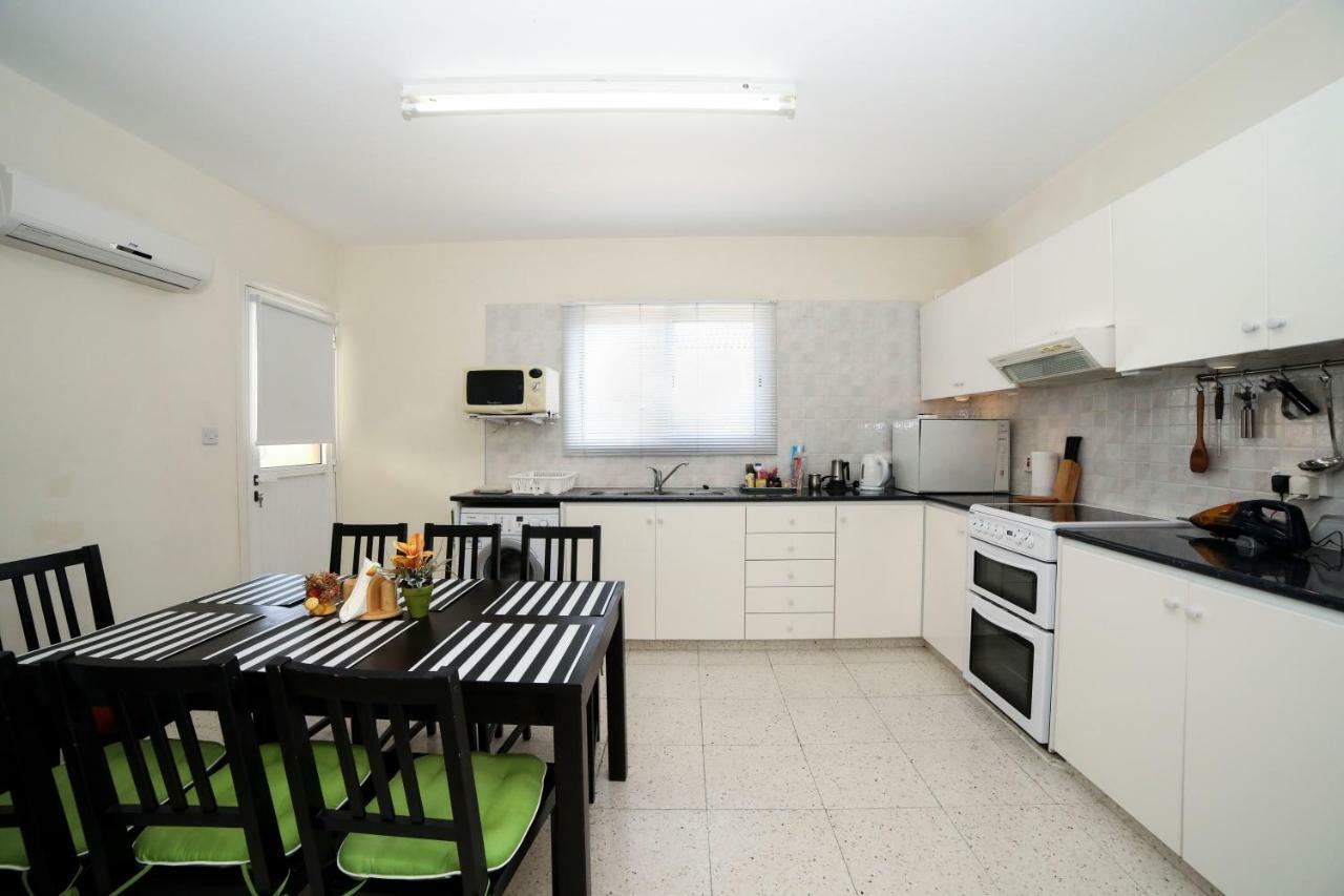 The Marilouize Apartment Peja Zewnętrze zdjęcie